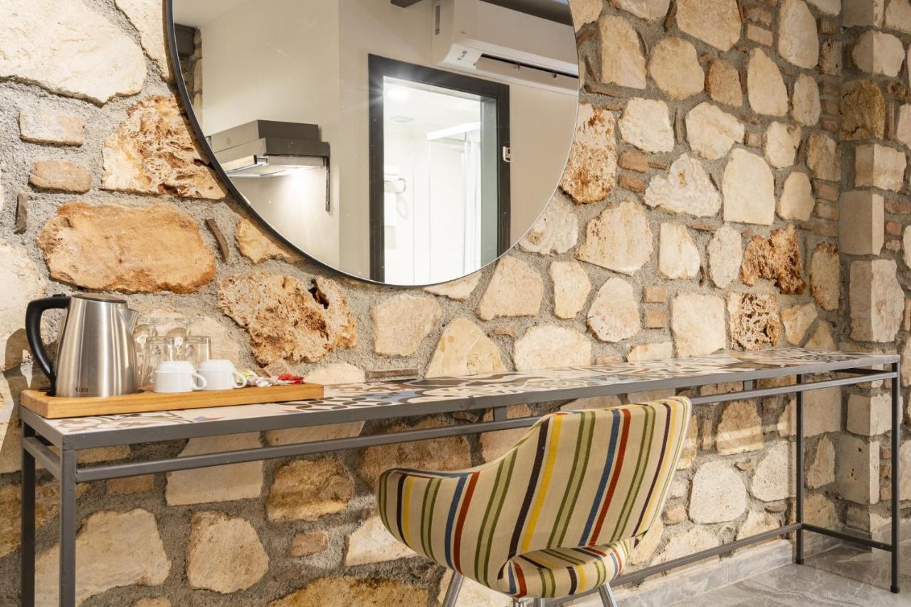 Charming Flat Near Hadrians Gate Antalya Exterior photo